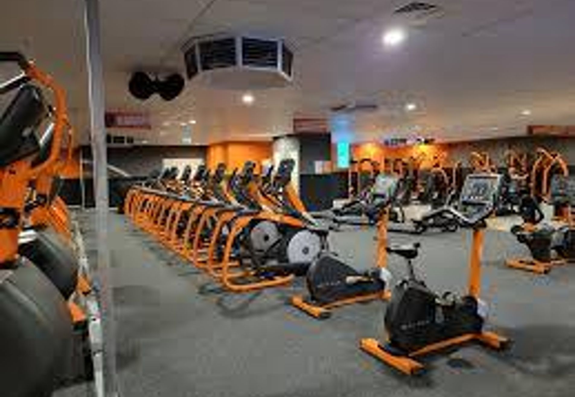 Basic Fit Katwijk Ambachtsweg 24/7