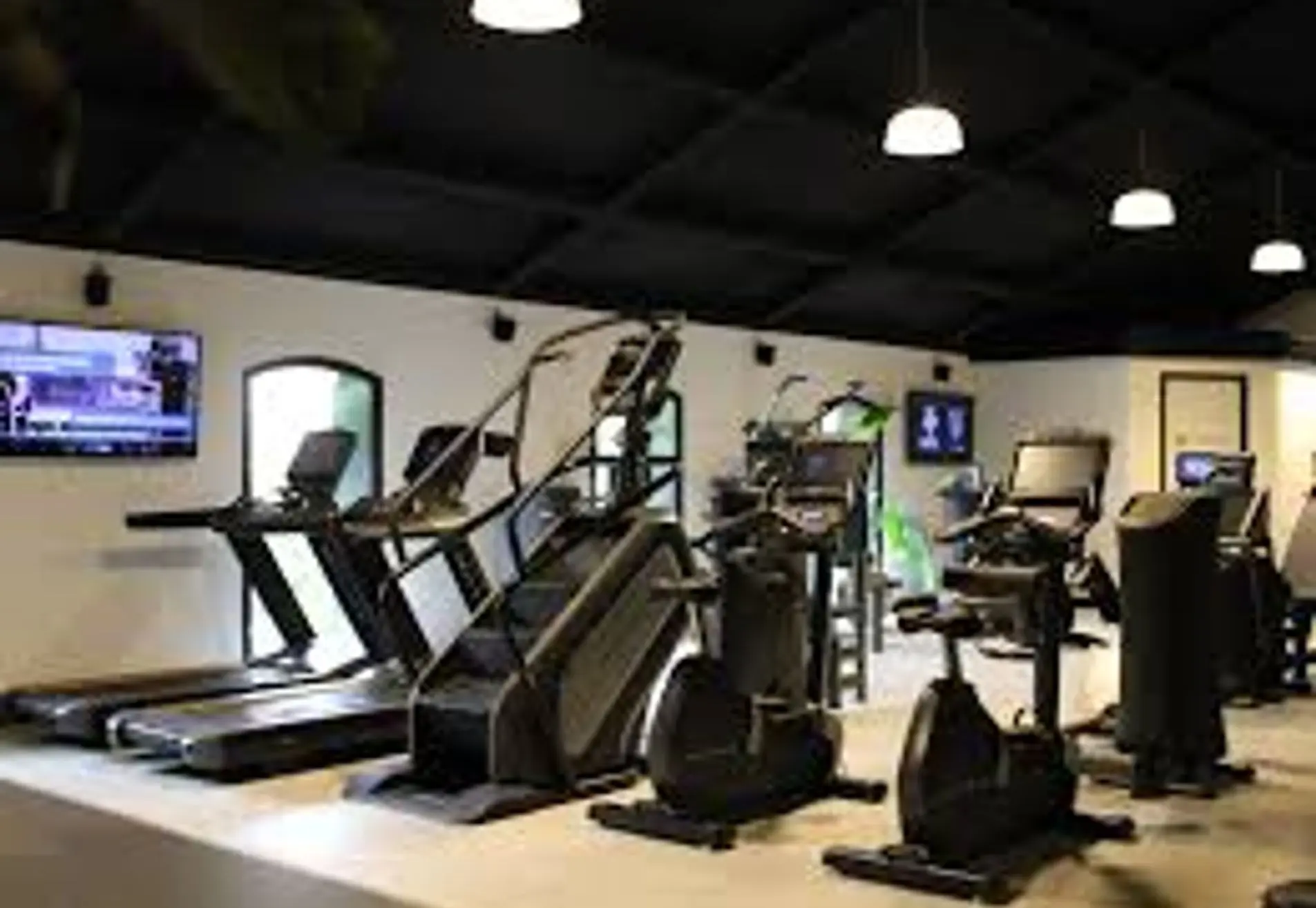 Complete Body - Fitness & Cardio Club